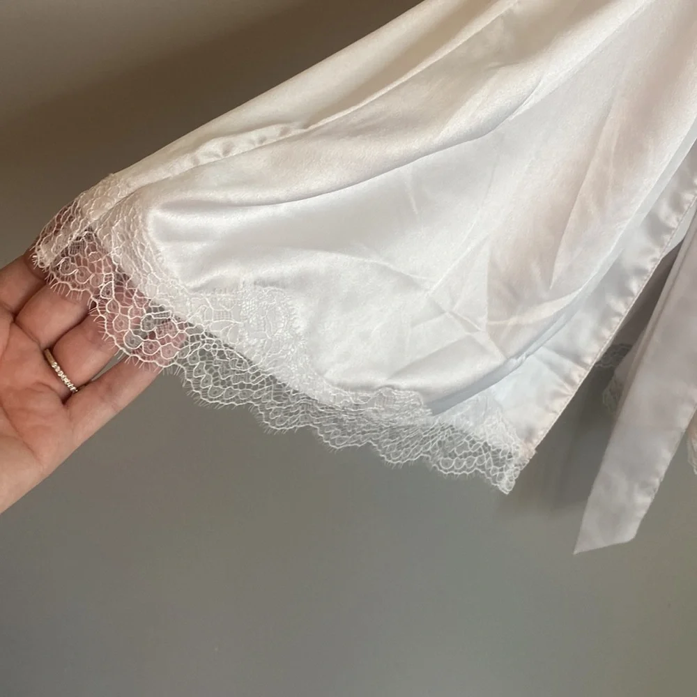 Victoria Secret BRIDE Robe - Picture 4 of 6